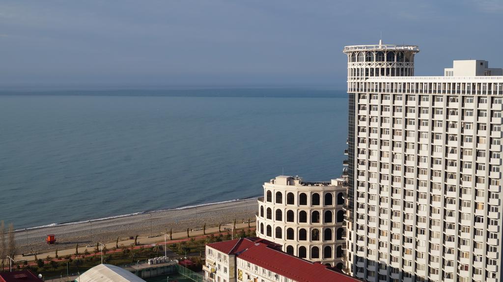 Apartment Anri 16A Inasaridze Street Batumi Eksteriør billede