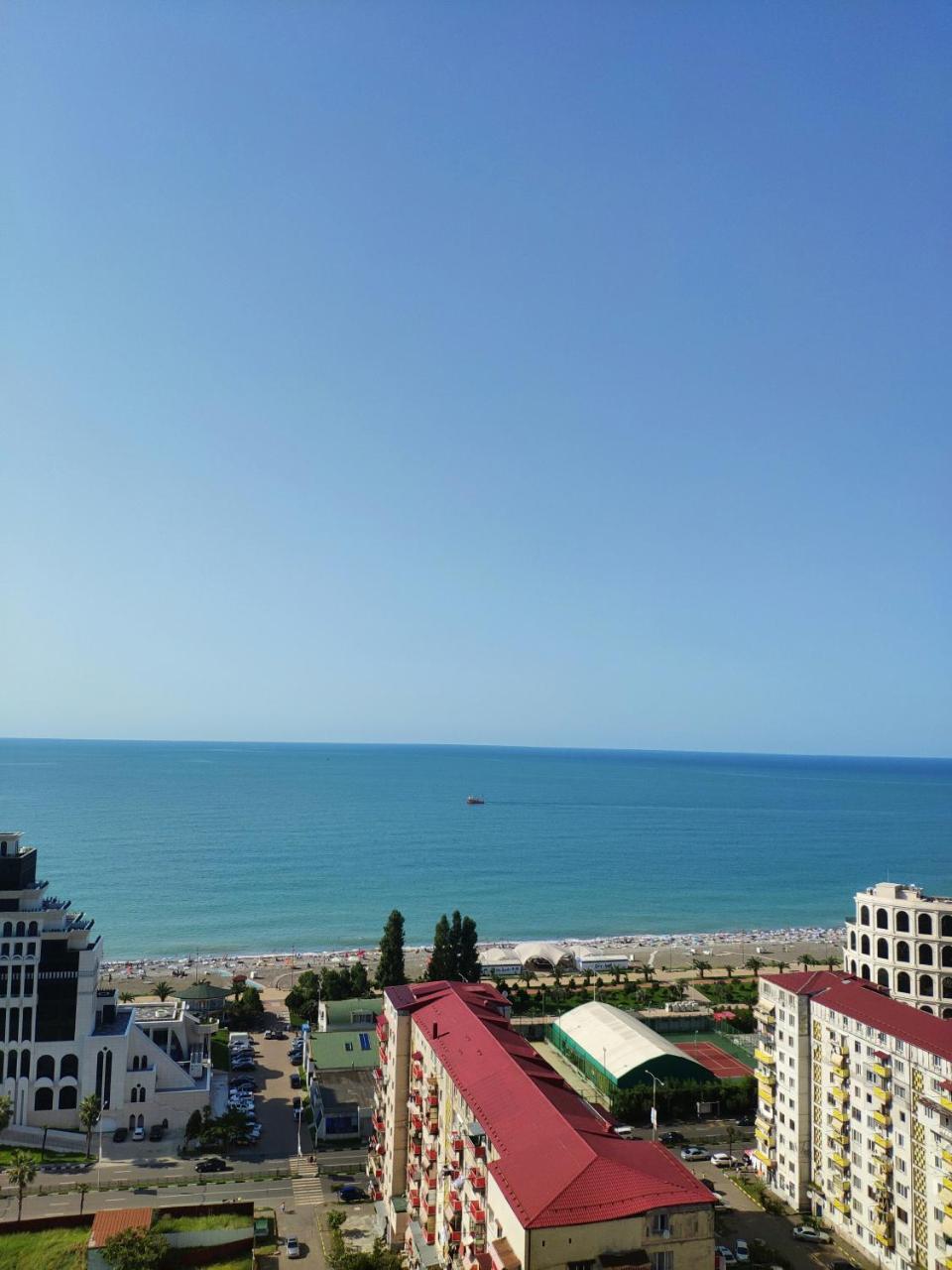 Apartment Anri 16A Inasaridze Street Batumi Eksteriør billede